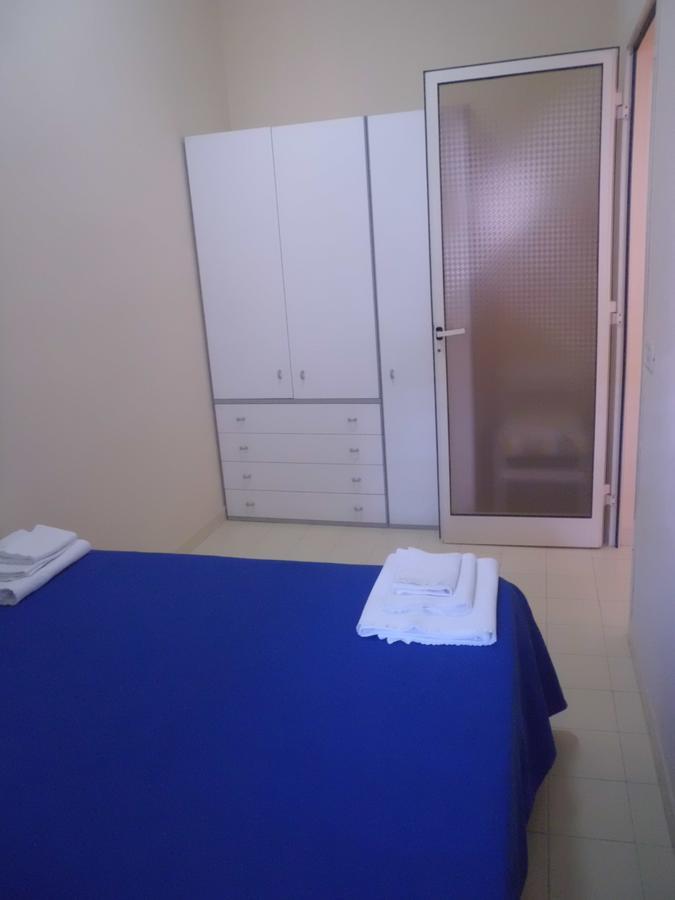Appartamenti Teulada Di Laura Habitación foto